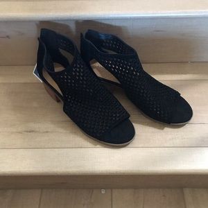 Lucky block heeled sandals